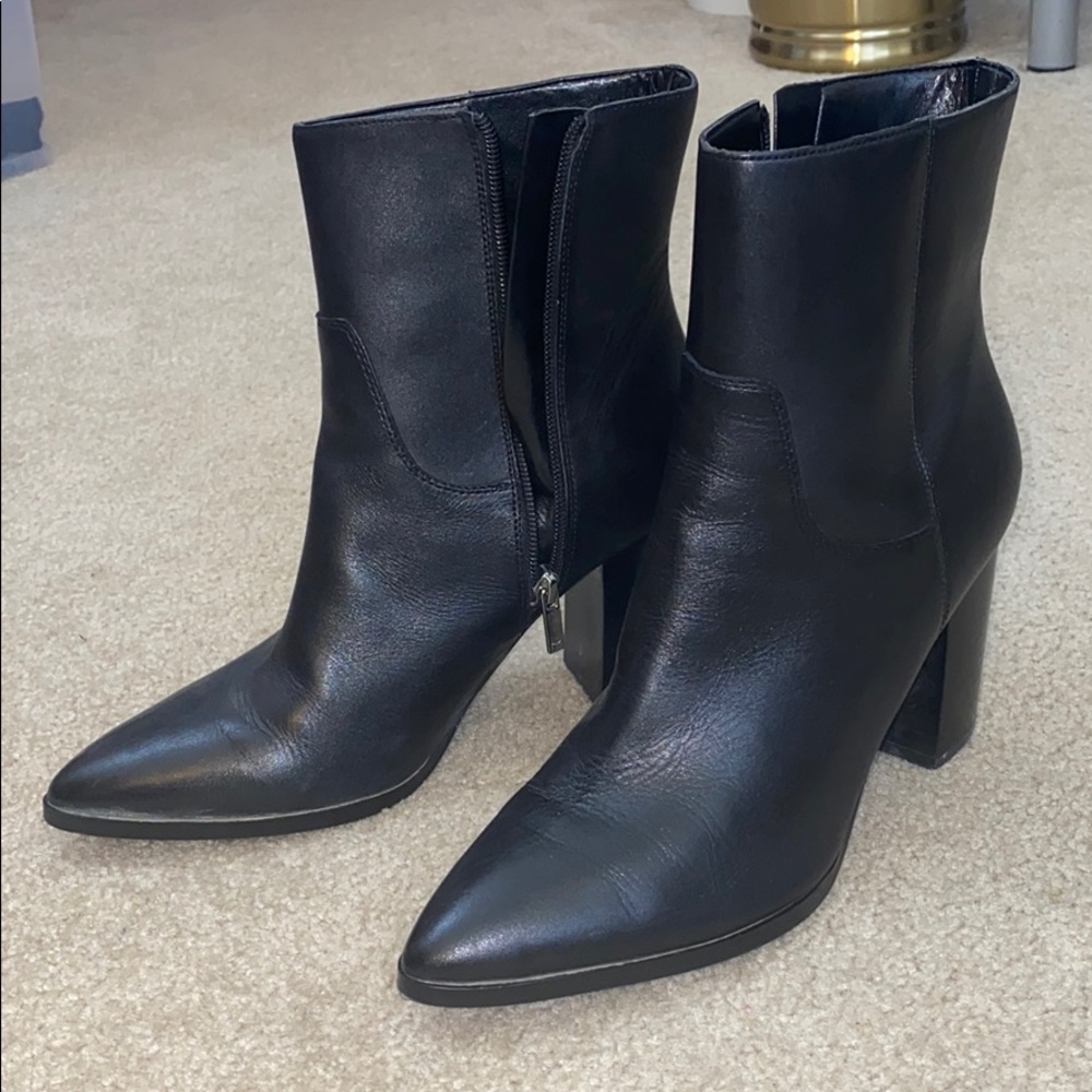 Marc Fisher Black Authentic Leather Booties! 😍